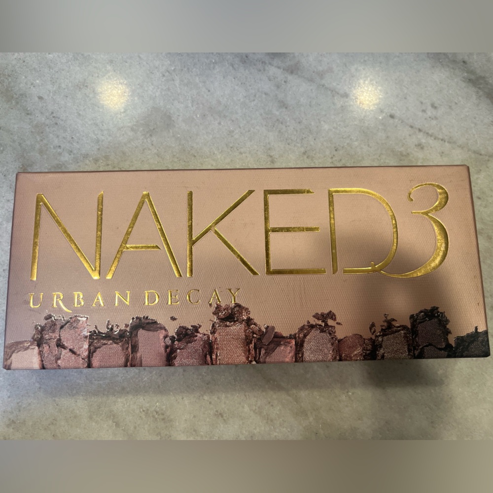 SOLD Urban Decay NAKED 3 Eyeshadow Palette With Original Box Authentic